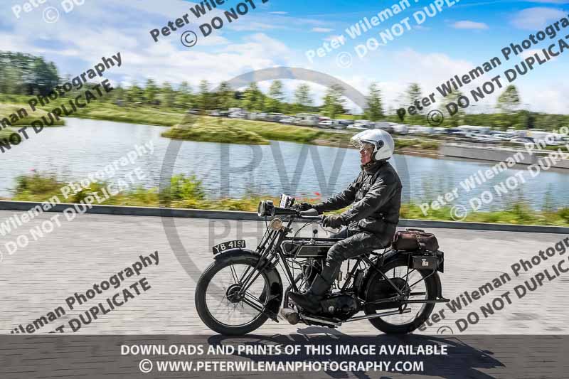 Vintage motorcycle club;eventdigitalimages;no limits trackdays;peter wileman photography;vintage motocycles;vmcc banbury run photographs